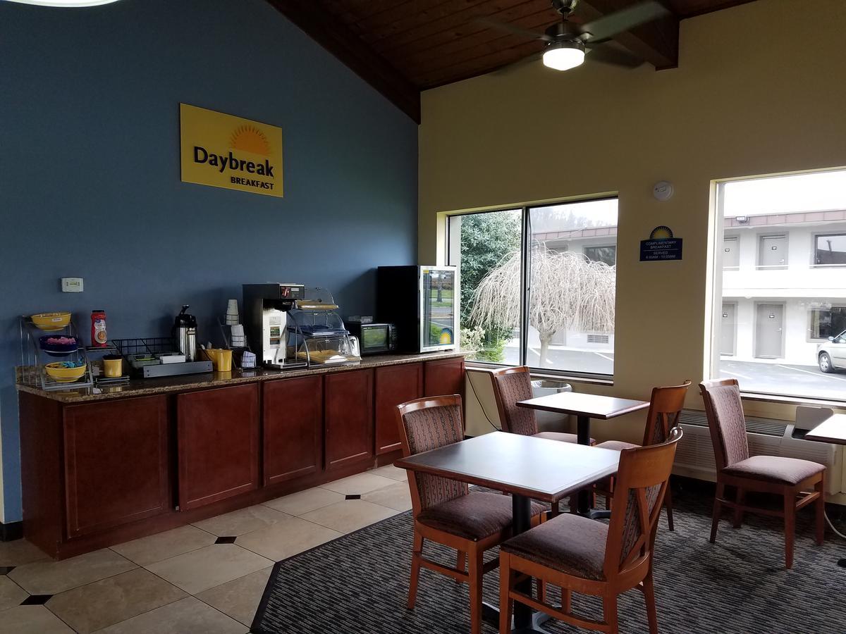 Days Inn By Wyndham Oak Ridge Knoxville Εξωτερικό φωτογραφία